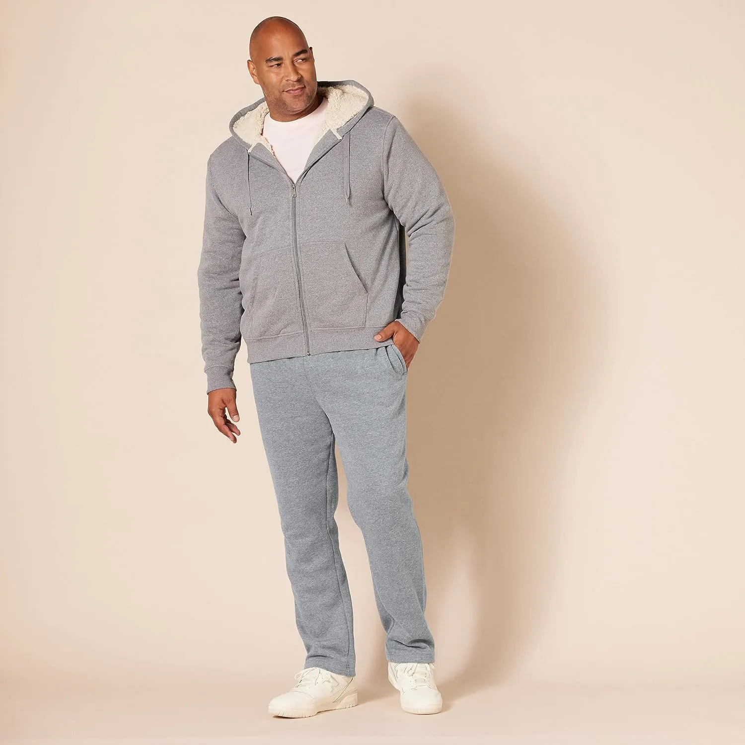 Amazon Essentials Men's Fleece Open Bottom Sweatpant (Available in Big & Tall)