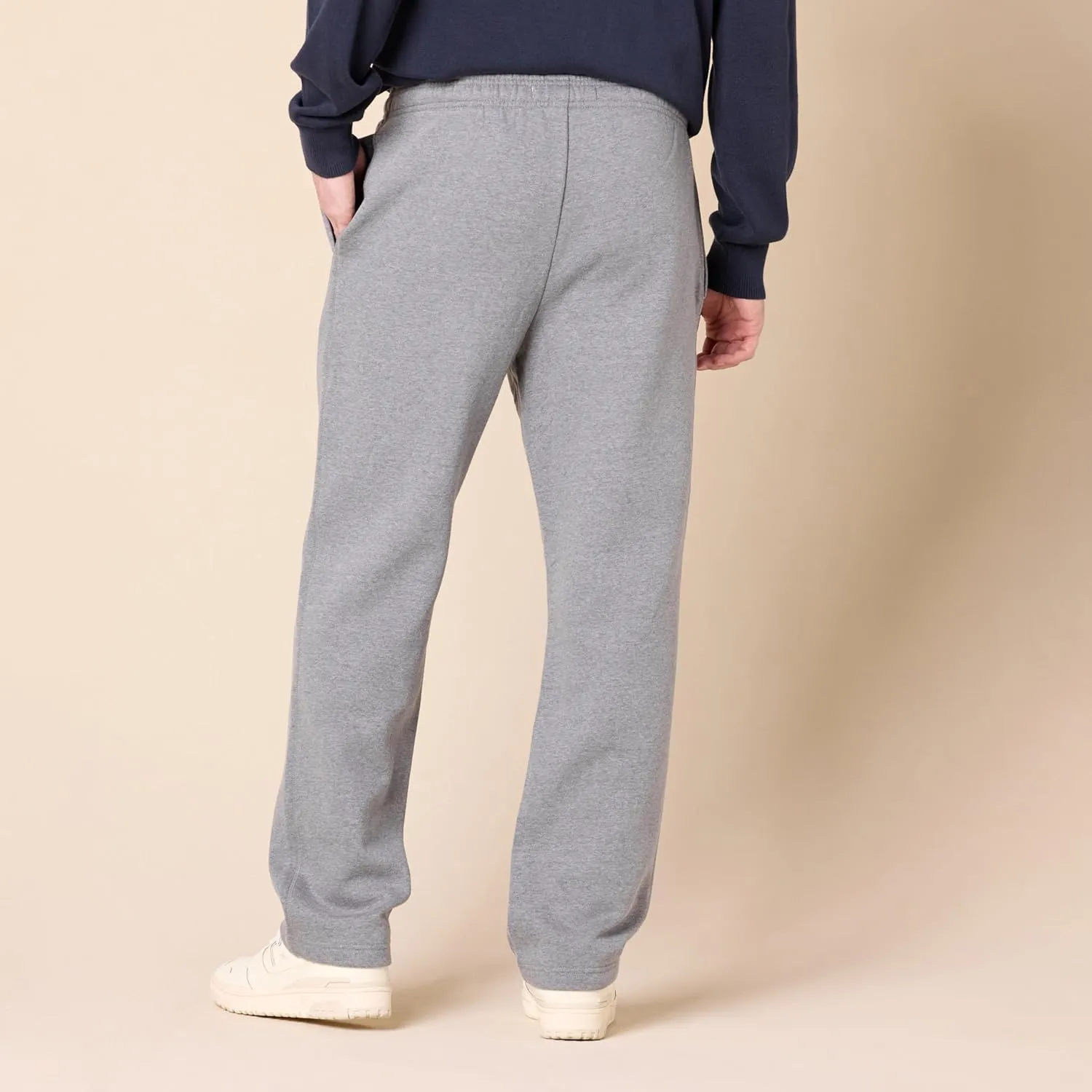 Amazon Essentials Men's Fleece Open Bottom Sweatpant (Available in Big & Tall)