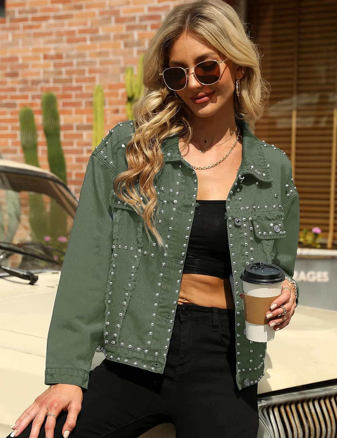 Omoone Women's Long Sleeve Rivet Studded Denim Jacket Casual Pearl Short Jean Coat Concert Nashville Outfits